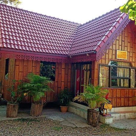 Song Lao Guesthouse Thakek Kültér fotó